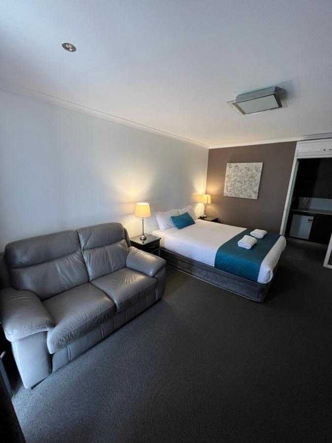 Pevensey Motor Lodge Эчука Экстерьер фото