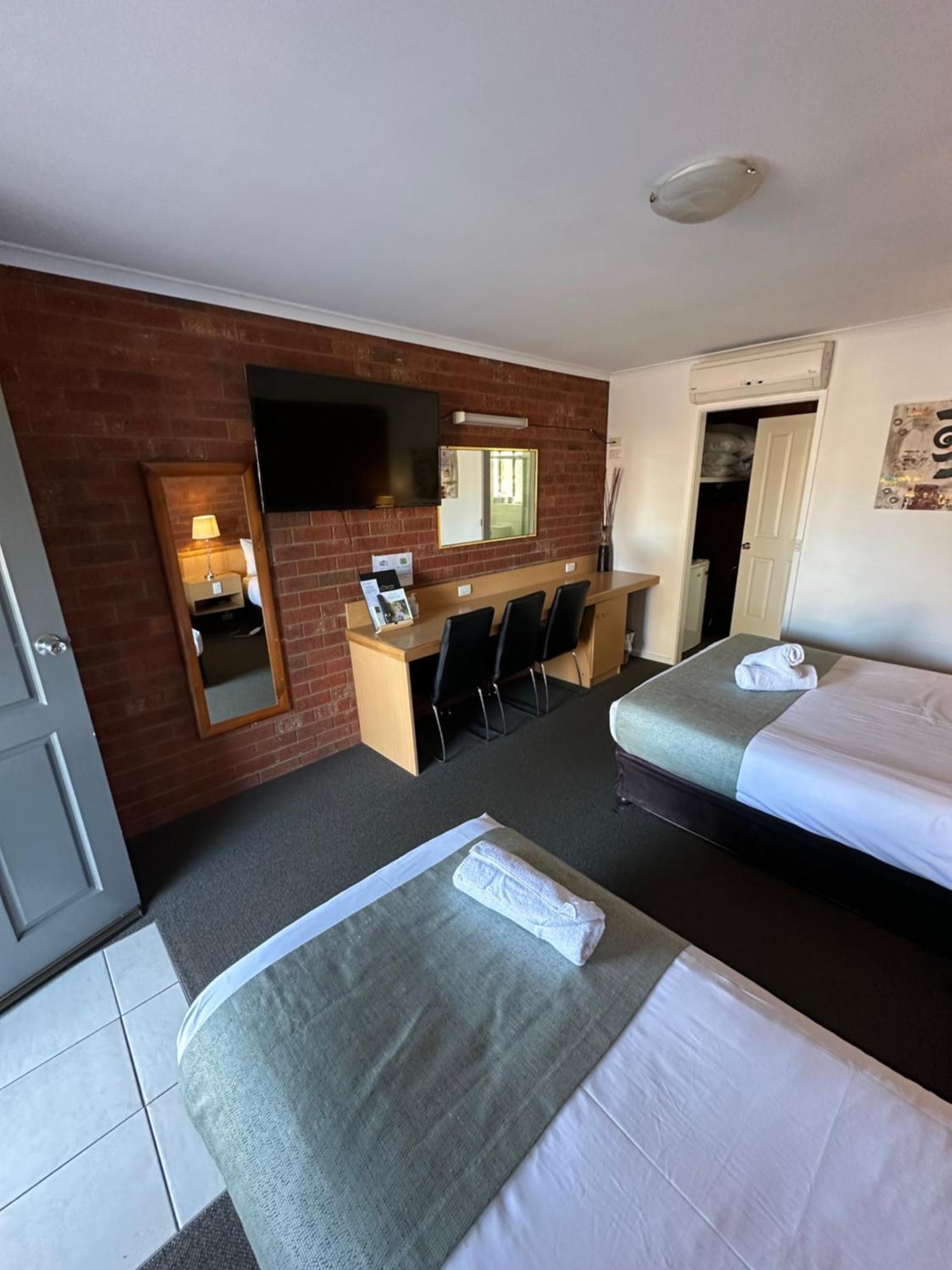 Pevensey Motor Lodge Эчука Экстерьер фото