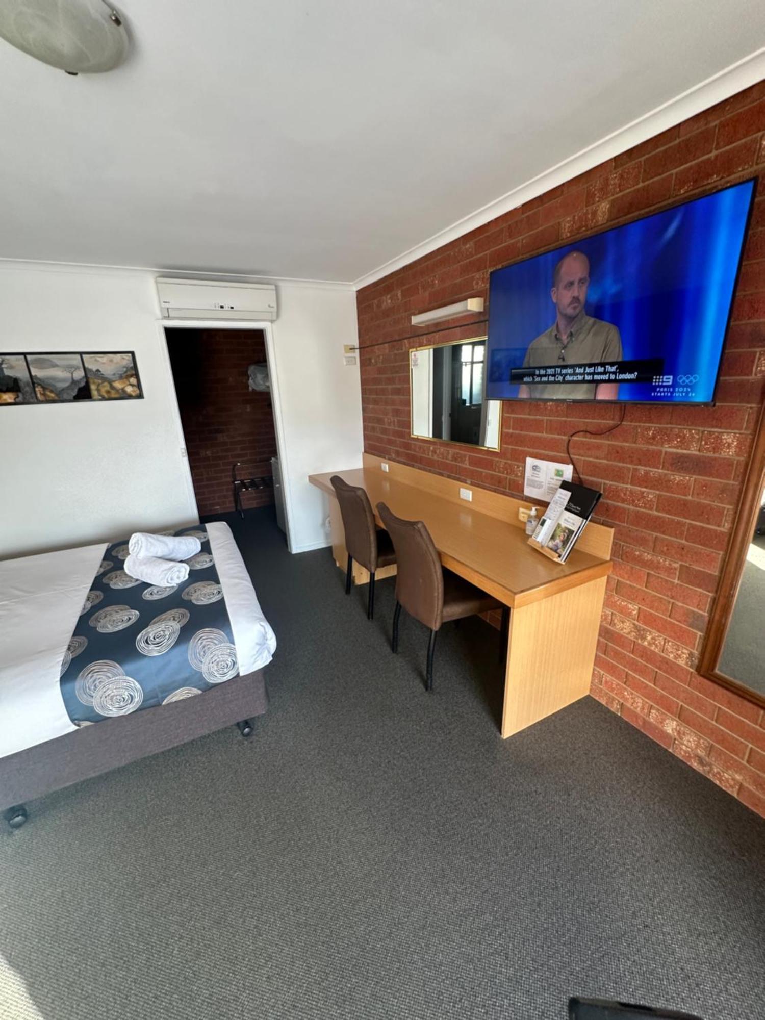 Pevensey Motor Lodge Эчука Экстерьер фото