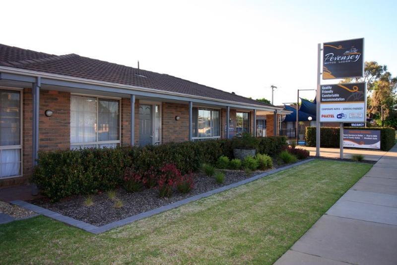 Pevensey Motor Lodge Эчука Экстерьер фото