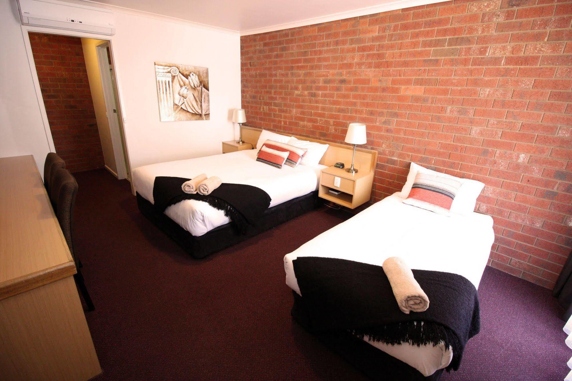 Pevensey Motor Lodge Эчука Экстерьер фото