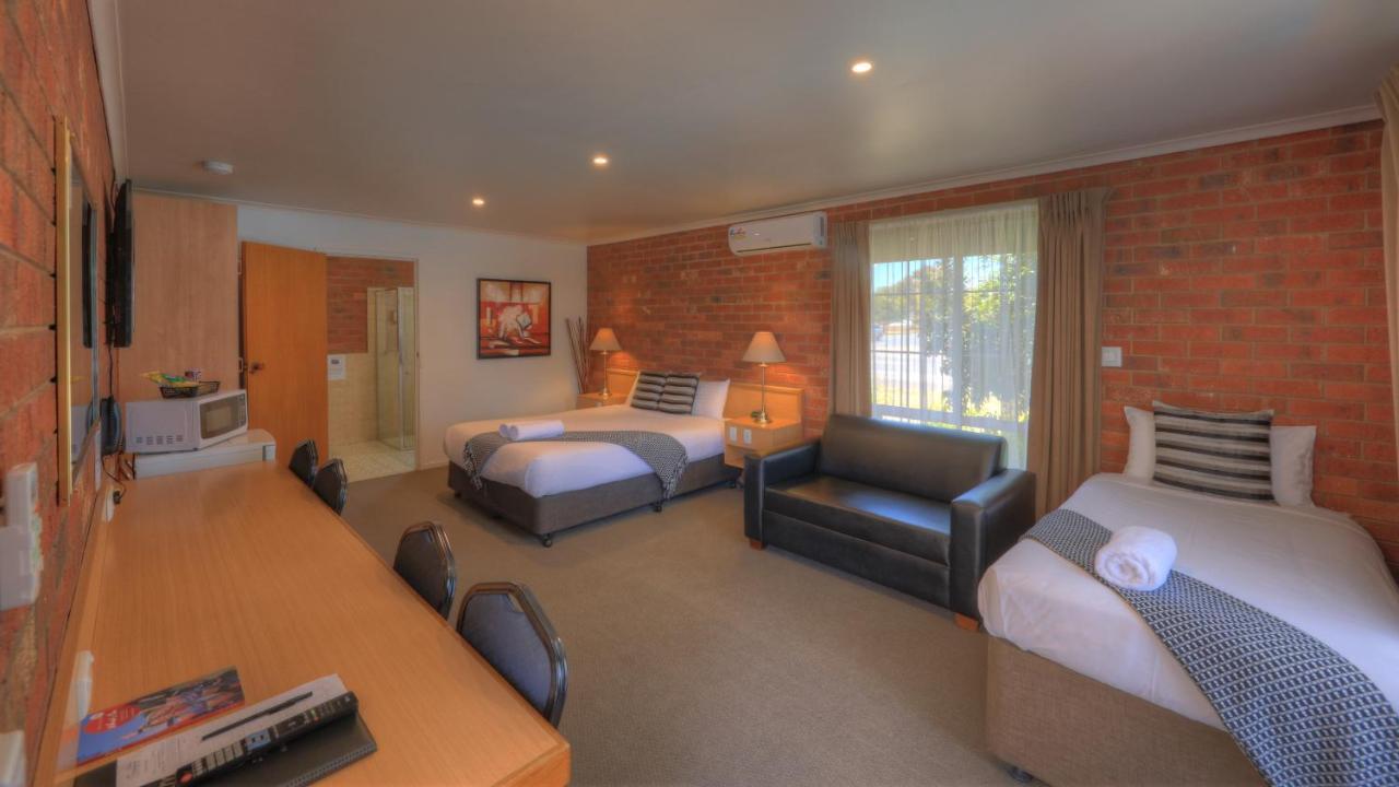 Pevensey Motor Lodge Эчука Экстерьер фото